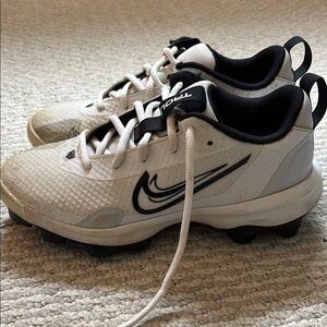 Nike Kids White and Black Sneakers